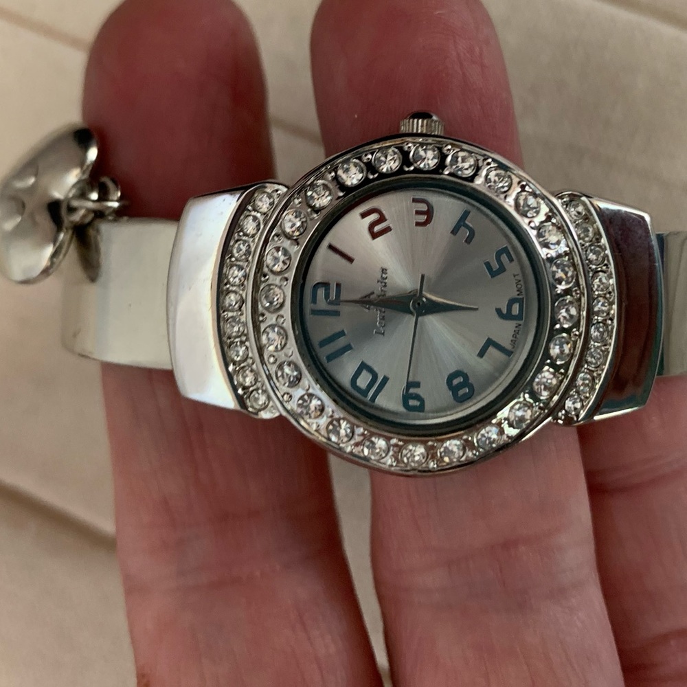 Louis Arden Cuff Watch Silver Round Rhinestone Face Hanging Mickey Heart New Bat
